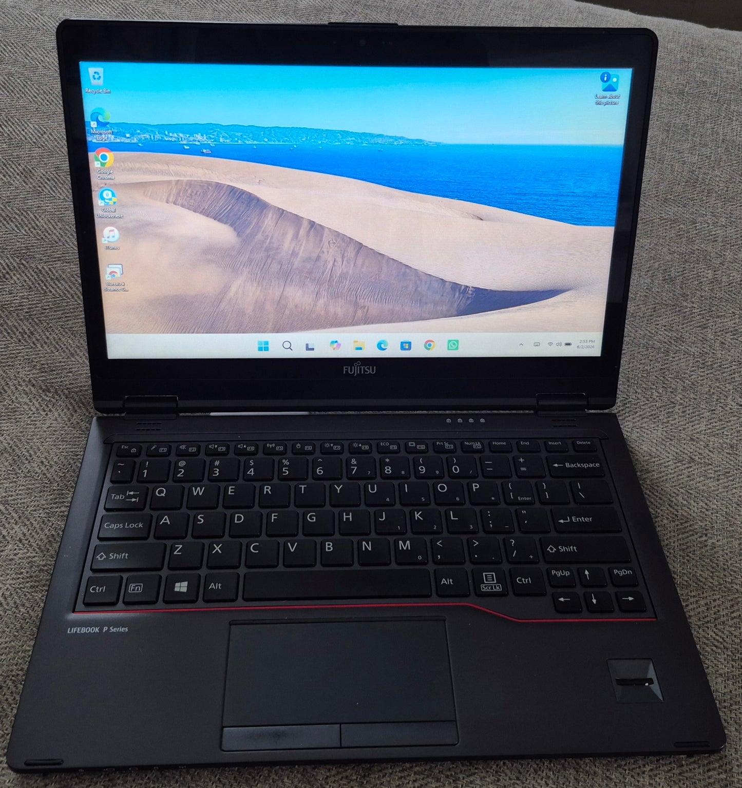 Fujitsu Laptop touch screen ( Used )